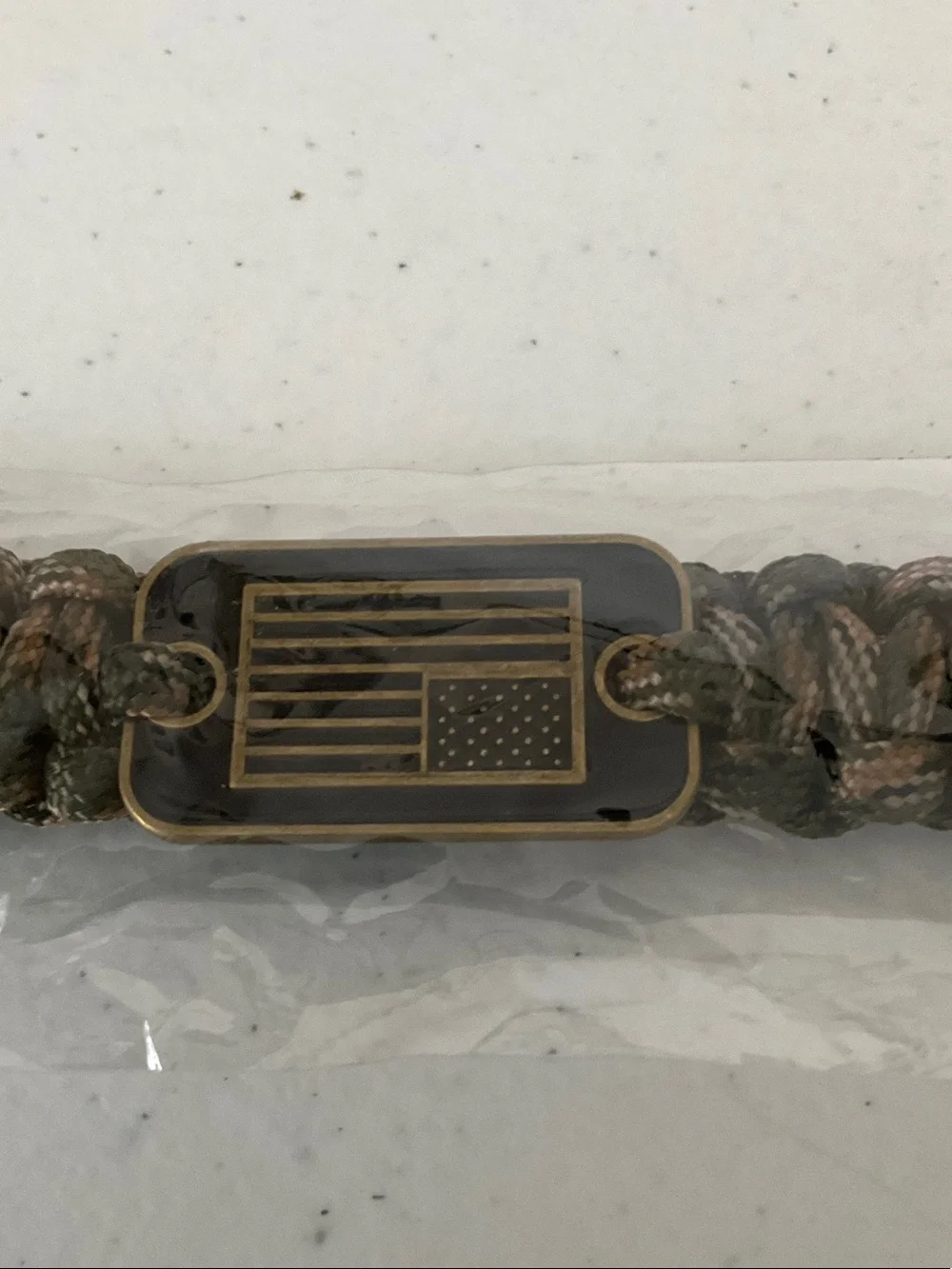 Braided Paracord Bracelet with Flag Plate - Khaki